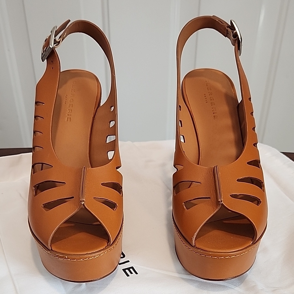 Robert Clergerie Tan Platform Sandals